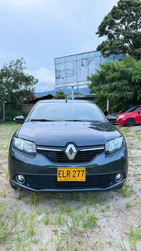 Renault Logan 1.6 Privilege / Intens