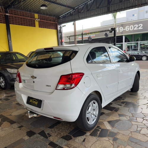 Chevrolet Onix 1.0 MPFI JOY 8V FLEX 4P MANUAL