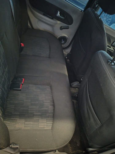 Renault Symbol 1.6 Connection
