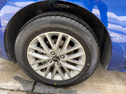 Imagen 13 de 14 de Kia Rio Sedan 2019 Lx Tm6 (credito Disponible)