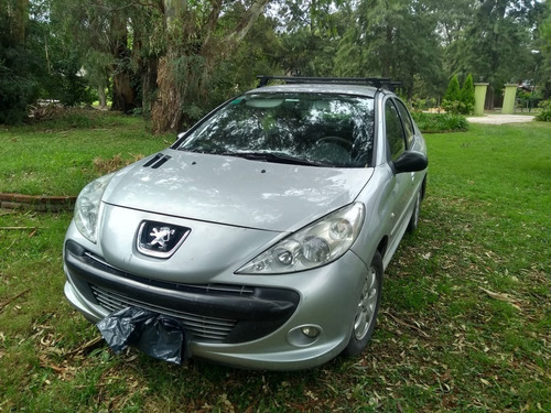 Peugeot 207 Sedán 1.4 Con Gnc
