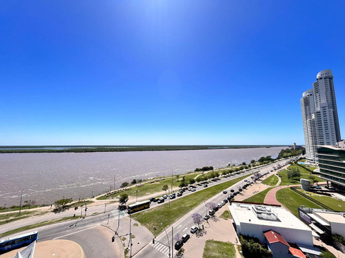 Venta - Departamento De Categoría A Estrenar Con Amenities Y Vista Al Río. Puerto Norte, Rosario.