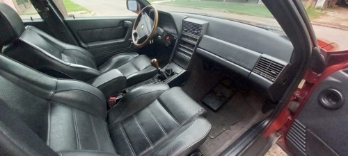Imagen 13 de 15 de Alfa Romeo 164
