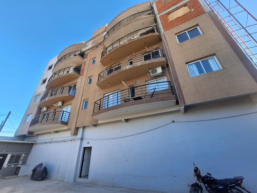 Departamento 3 Ambientes Bernal Oeste Financia