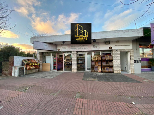 Latorre Prop. Vende Local + Casa En Parque Luro 