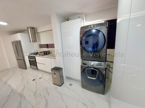 Espectacular Apartamento En Alquiler Santa Paula.25-2063 K.o
