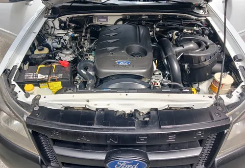 Ford Ranger Xlt / Modelo 2013