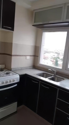 Departamento En Venta - 2 Dormitorios 1 Baño - Cochera - 73mts2 - Avellaneda
