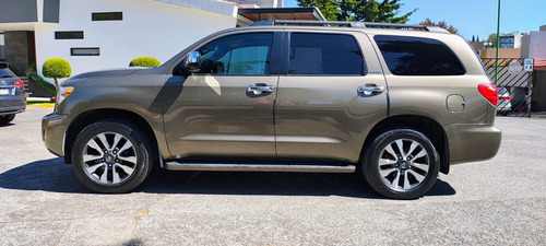 Toyota Sequoia 5.7 Limited V8 At