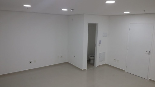Imagem 10 de 14 de Sala Para Venda - 590