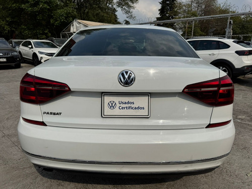 Volkswagen Passat 2.5 Tiptronic Comfortline At