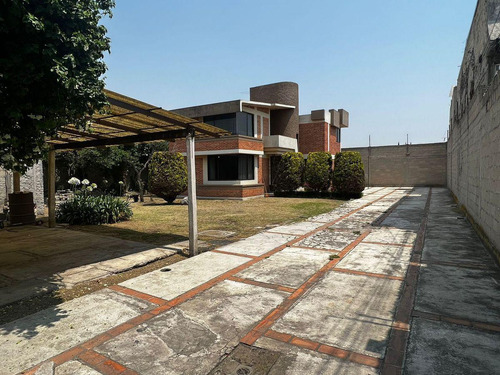 Venta De Casa En Santa Ana Tlapaltitlán Toluca A Dos Cuadras De Comonfort