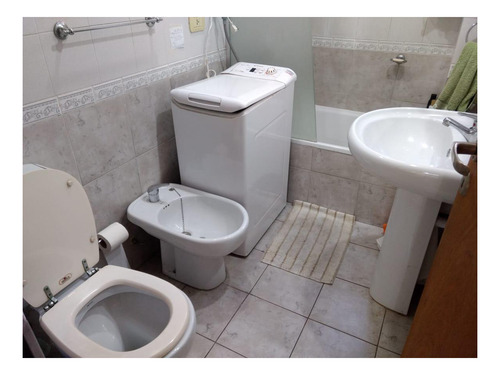 Imagen 10 de 12 de Departamento Venta 2 Dormitorios Escalera