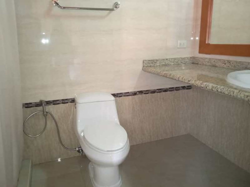 Imagen 11 de 15 de Townhouse Quintas Del Norte Naguanagua Calle Cerrada Nb