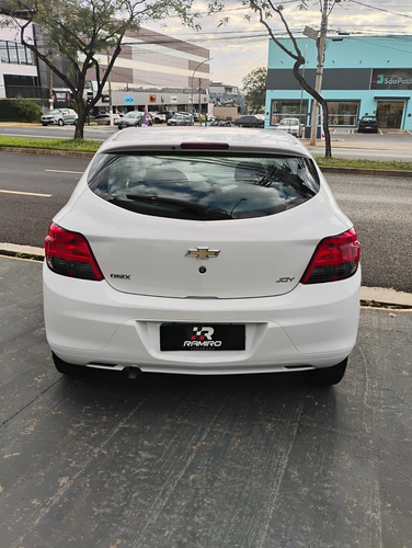 Chevrolet Onix 1.0 Joy 5p