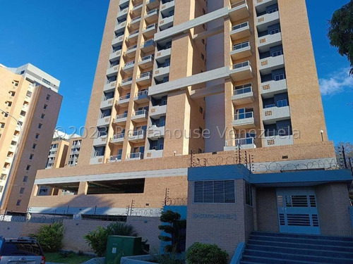 En Venta Apartamento Totalmente Equipado En Tazajal 23-22606 Mm