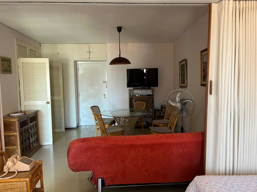 Imagen 9 de 21 de Apto En Punta Del Este 30 Y Gorlero