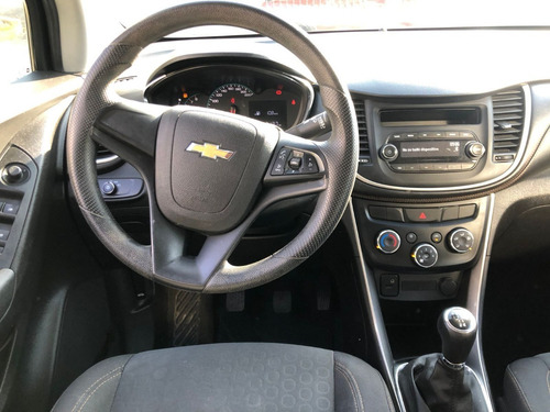 Imagen 9 de 15 de Chevrolet Trax Ls 2019
