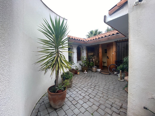 Estupenda Casa Estilo Chilena De Un Piso Con Gran Terreno