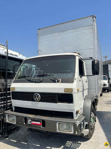 Imagem 2 de 7 de Volkswagen 12140