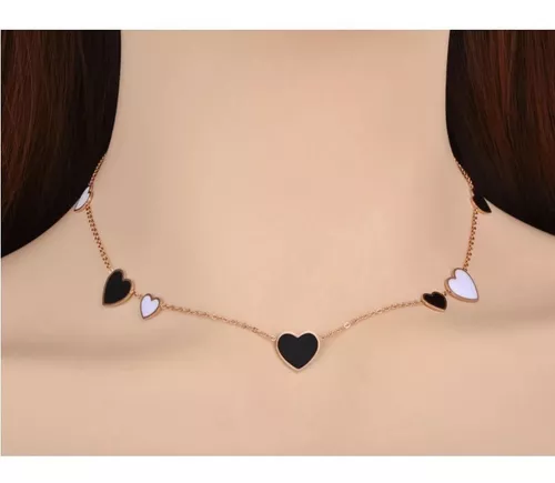 555Jewelry Collar de cadena de acero inoxidable para mujer, diseño de  corazón