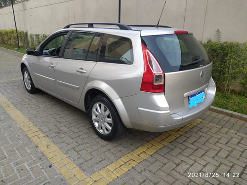 Imagem 2 de 8 de Renault Megane