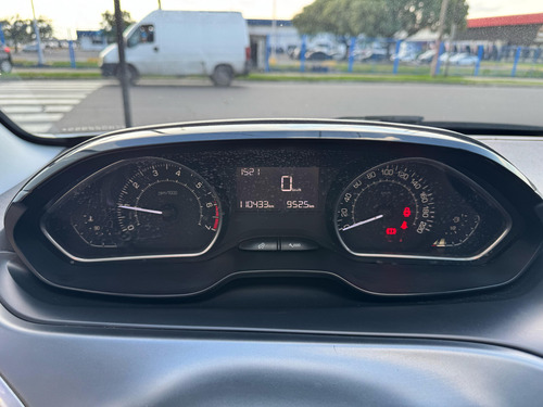 Peugeot 208 1.6 Feline