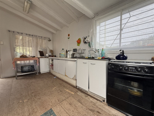 Casa En Venta De 4 Dorm. En Arauco