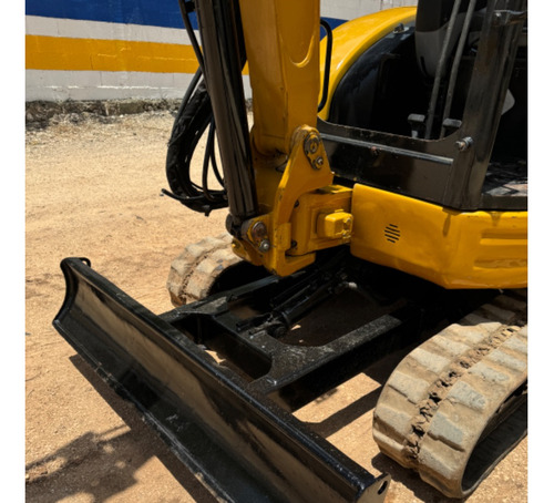 Miniexcavadora 303 Cat 2006 4000hrs Recién Importada