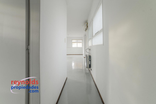 ¡dúplex En Piso 2° Por Escalera, Con Terraza En Piso 3°, Con Parrilla Y Baulera!