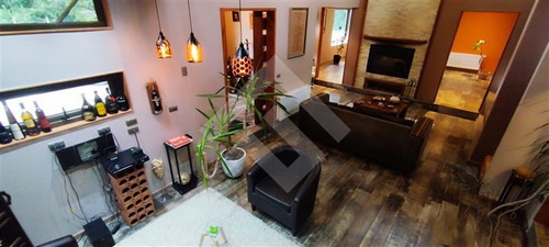 Parcela 5.000mt2 - Casa 5d 4b - 500mt2 - Puerto Varas