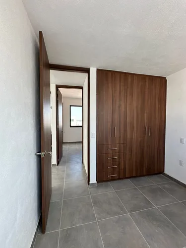 Estrena Casa En Ciudad Maderas, Jardín, 3 Recámaras, Hermoso Diseño, Lujo !