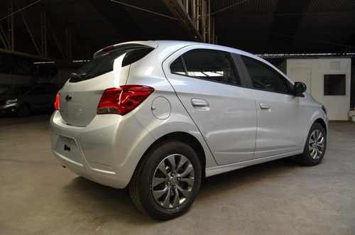Imagen 6 de 18 de Chevrolet Onix 1.4 Joy Ls