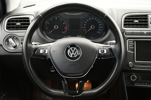 Imagen 11 de 15 de Volkswagen Vento 2020 1.6 Comfortline Plus At