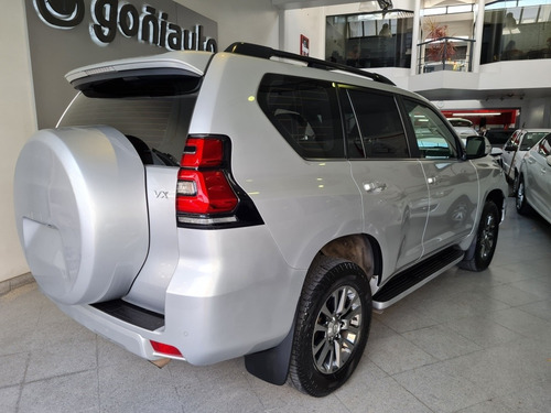 Imagen 8 de 13 de Toyota Land Cruiser 2018 4.0 Prado Vx At