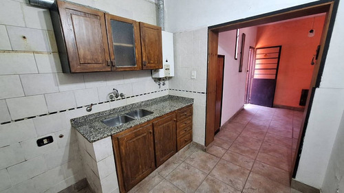 Venta Casa A Reciclar 2 Dormi Cochera Arroyito