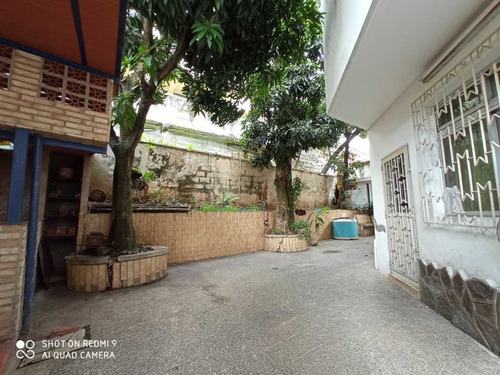 Imagen 11 de 21 de Vendo/alquilo Casa 466mts2 6h/8b/4pe El Marqués 2275