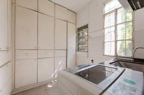 Venta/permuta Casa De 3 Dormitorios B. Parque