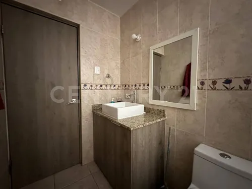 Casa Venta, Un Piso En Esquina, Col. Mirador, Chihuahua