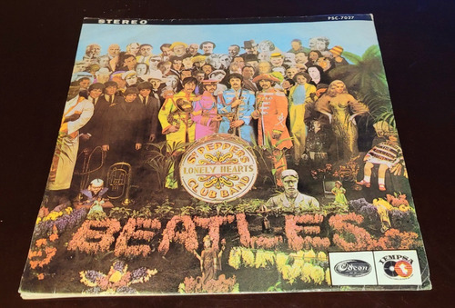 The Beatles Sgt. Pepper's Lonely Hearts Club Band 1967 Perú