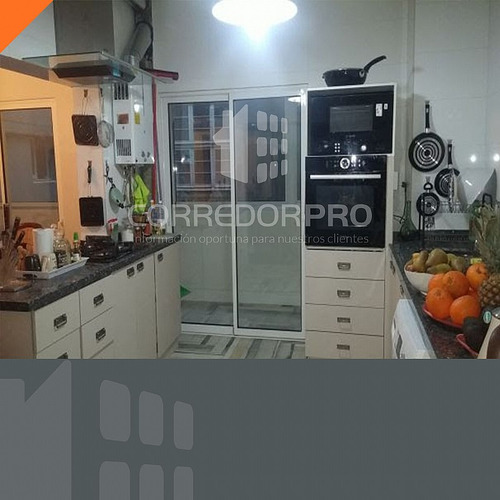 Depto. Con 5 Privados + 2 Baños + Cocina Y Comedor