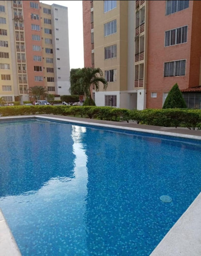 Apartamento En El Rincón. Vende Crismelia Castillo