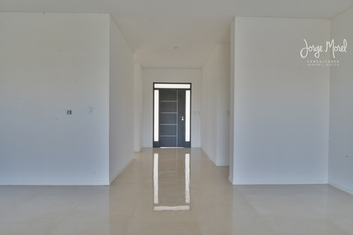 Casa Interno #100-200 - San Sebastian - Area 2 - 875m2 #id 661
