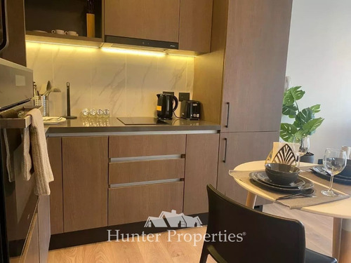 Departamento En Arriendo De 2 Dorm. En Las Condes