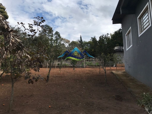 Imagem 8 de 15 de Chácara Com 3 Quartos, Sala De Jantar E Sala De Estar, Coz.
