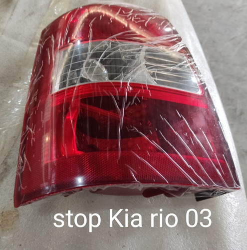 Stop Kia Rio 03 Derecho Y Izquierdo 