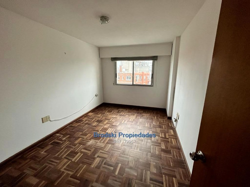 Imagen 8 de 9 de Venta Apartamento Pocitos - Con Renta 1dormitorio Y Garaje Cw179967