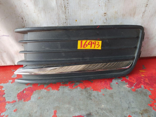 Rejilla Fascia Delantera Izq Vw Vento Con Detalle 16993