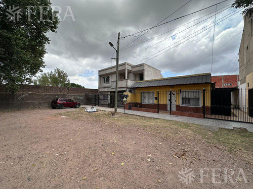 Venta Casa 4 Ambientes Con Cochera En Quilmes Oeste