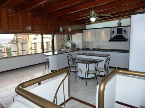 Imagen 3 de 14 de Penthouse En Venta Con Vista Al Ávila La Tahona